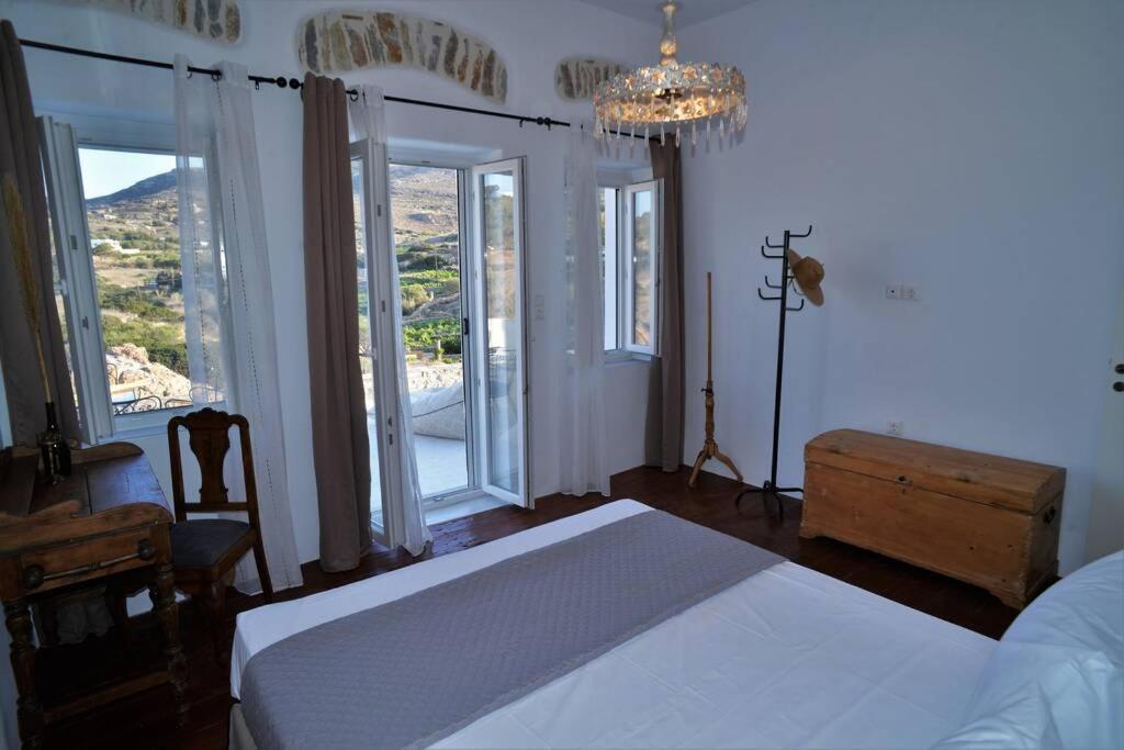 George Farmhouse Chrousa Luaran gambar