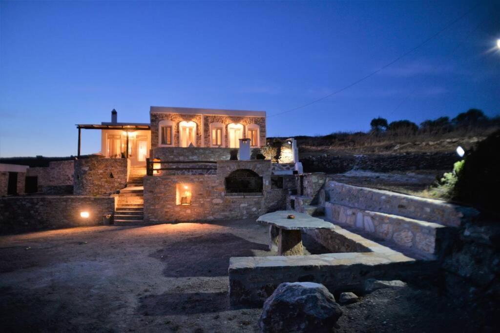 George Farmhouse Chrousa Luaran gambar